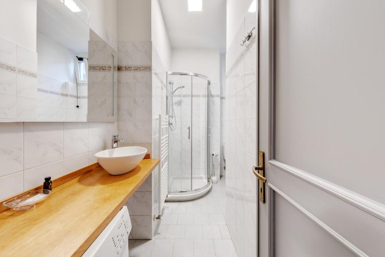 Guesthost - Fortezza Cozy And Quiet Flat Firenze Eksteriør billede